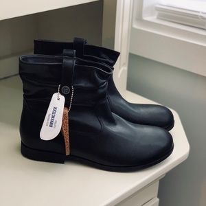 NEW Birkenstock Sarnia Leather boots $180